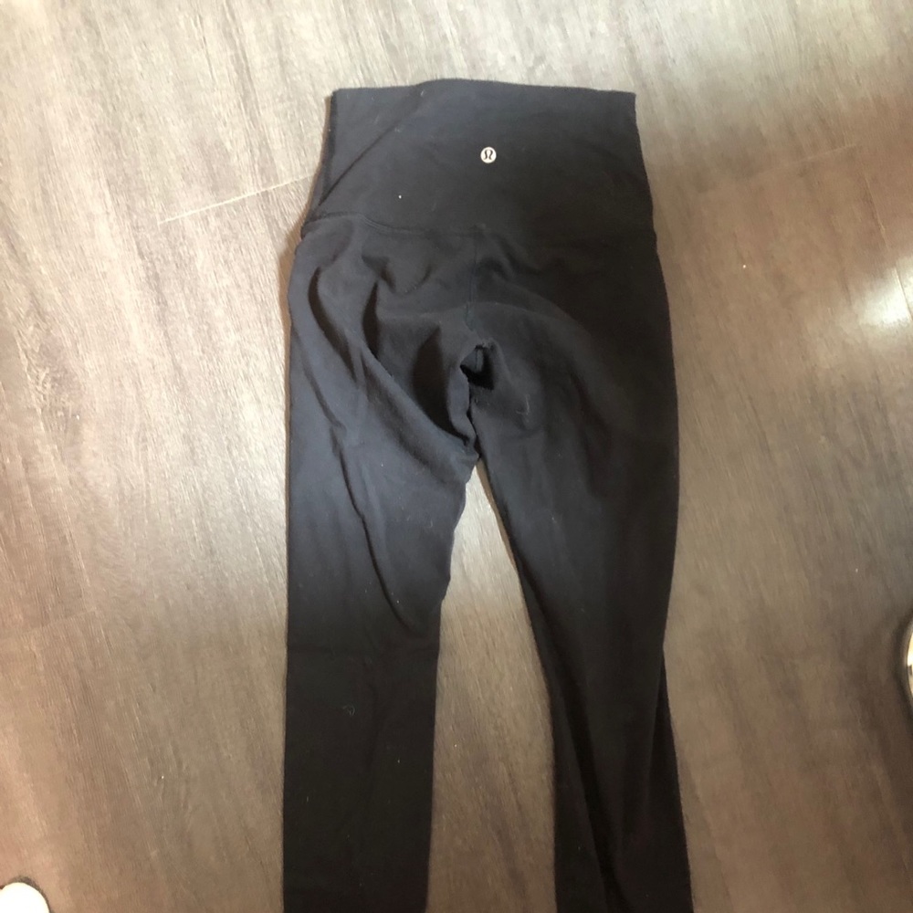 Lululemon blk wunder under highrise tight 28” sz 4